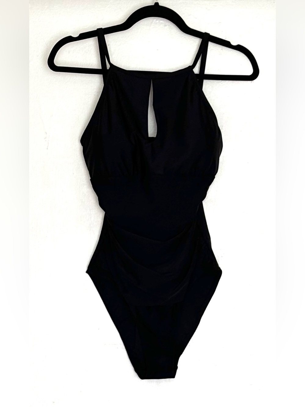 Ellen Tracy Black High-Neck Keyhole One-Piece Swimsuit Size 10